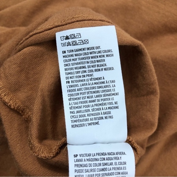 American Eagle Outfitters Disney Mickey Mouse 70's Vibe Boxy Slight Crop Top - Picture 8 of 9